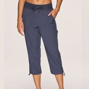 RBX Prime anywhere cargo capri - Dark blue